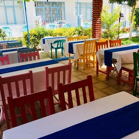 מלון Erenler